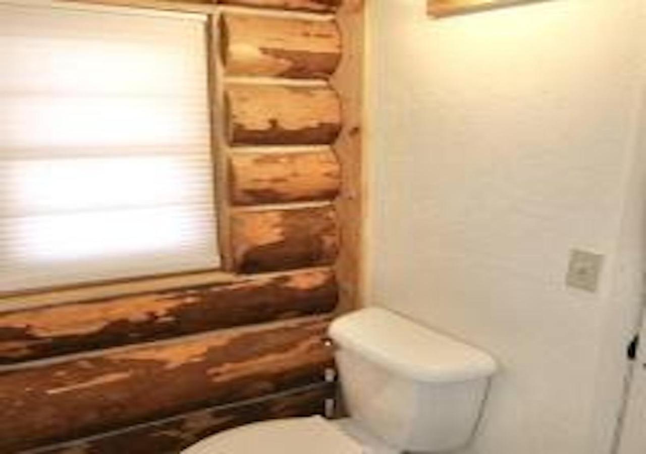 Log Haven In Blanding Villa Dış mekan fotoğraf