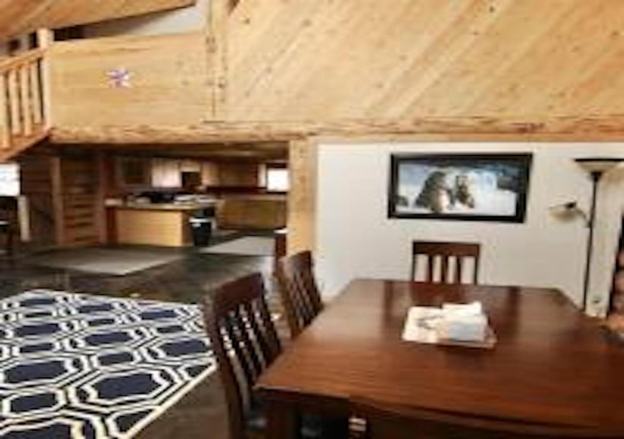 Log Haven In Blanding Villa Dış mekan fotoğraf