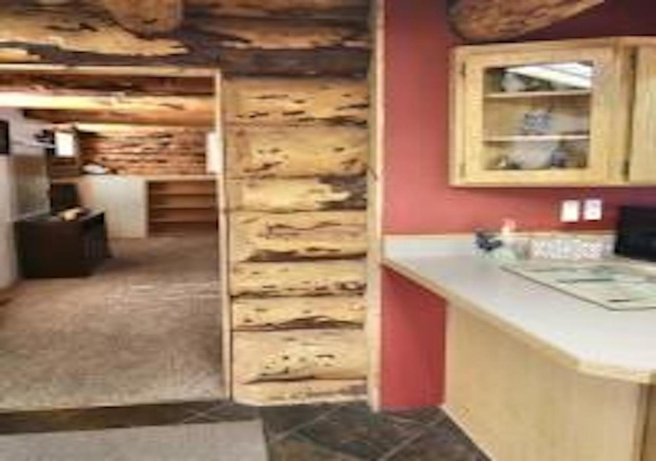 Log Haven In Blanding Villa Dış mekan fotoğraf